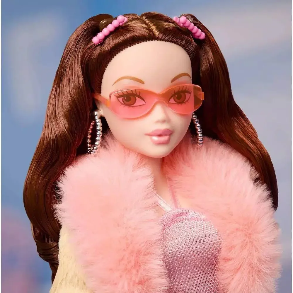 New! Barbie Signature‎ My Scene Collector Chelsea Doll Y2K-Inspired Outfit HYC19